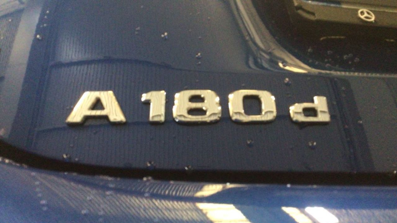 mercedes-clase-a-a-180-d-imagen-11