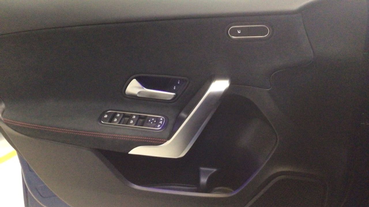 mercedes-clase-a-a-180-d-imagen-21