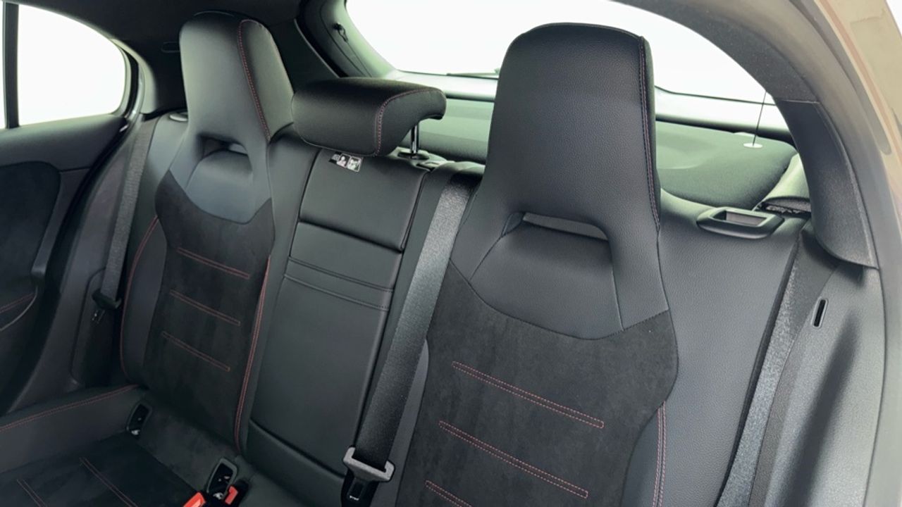 mercedes-clase-a-a-180-d-imagen-10