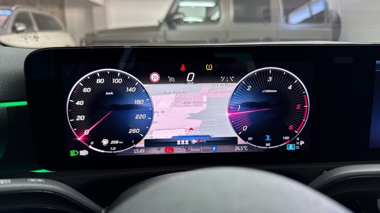 mercedes-clase-a-a-180-d-imagen-18