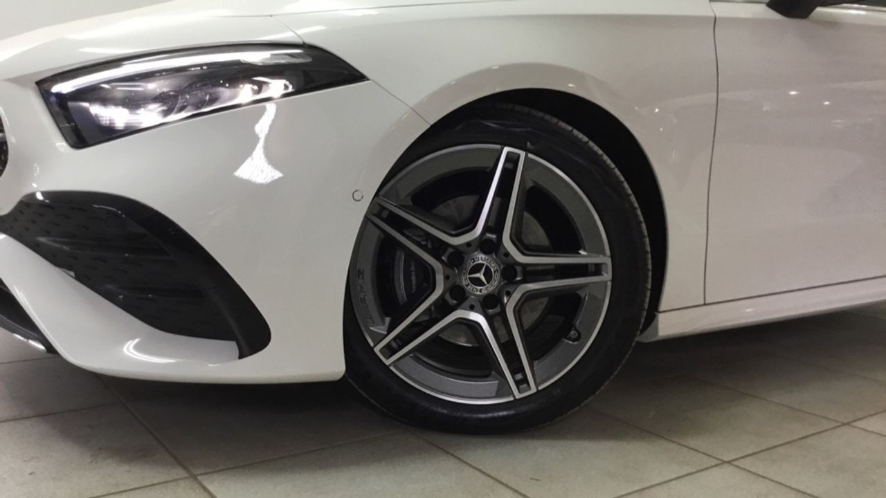 mercedes-clase-a-a-180-d-imagen-12