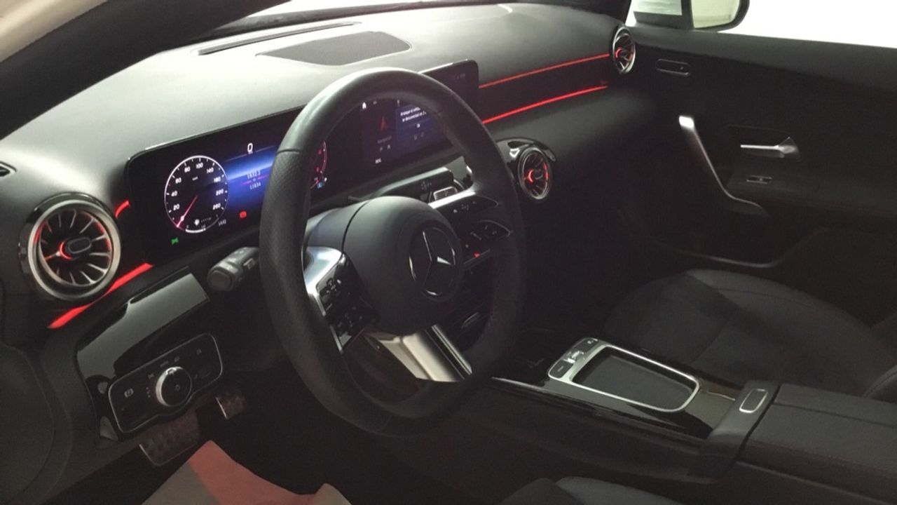 mercedes-clase-a-a-180-d-imagen-5