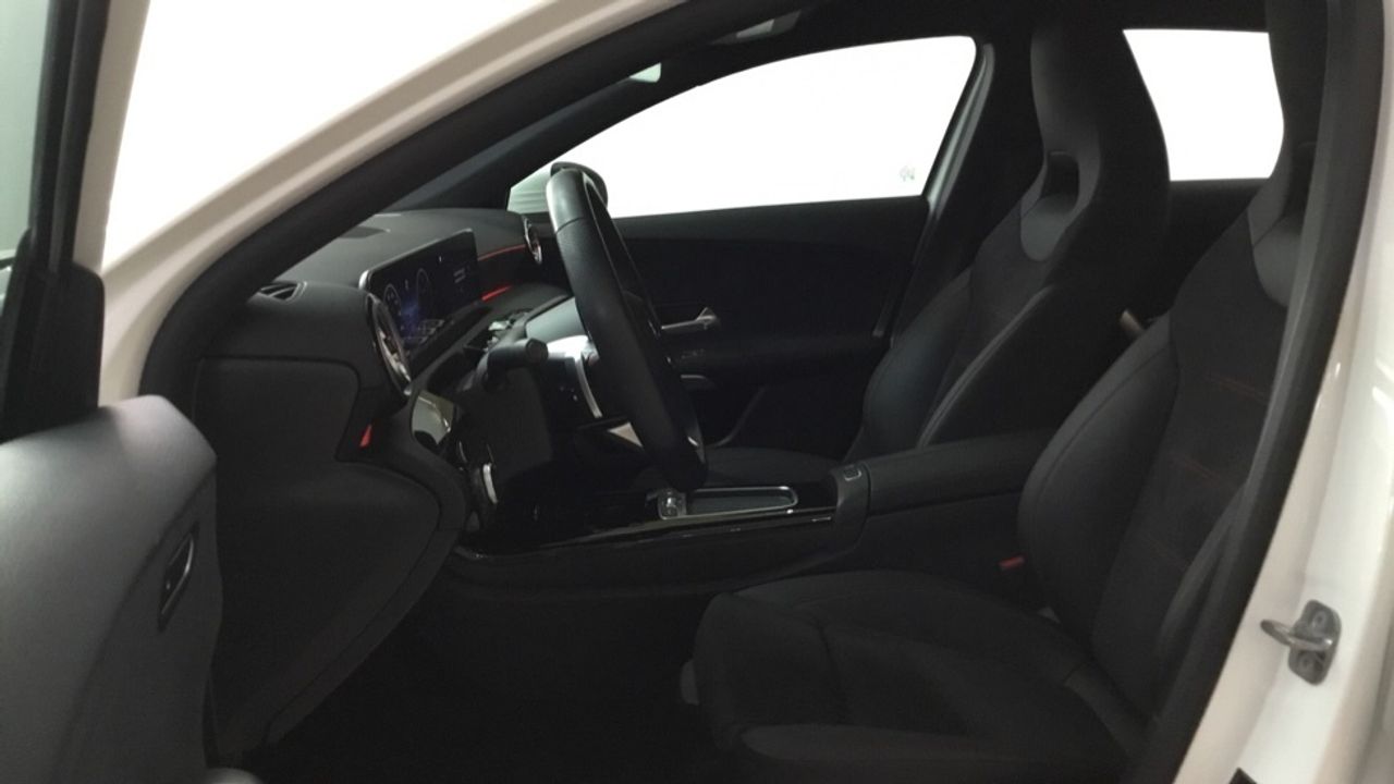 mercedes-clase-a-a-180-d-imagen-6