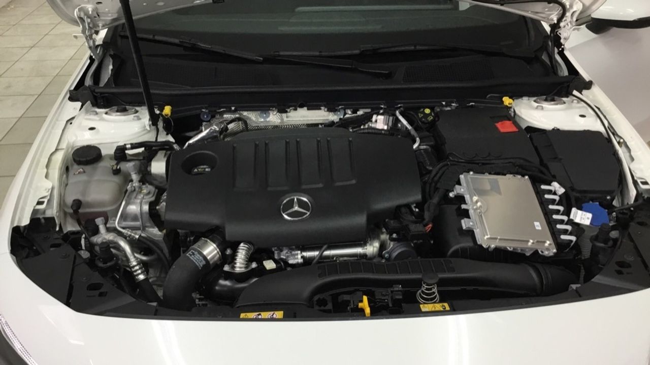 mercedes-clase-a-a-180-d-imagen-16