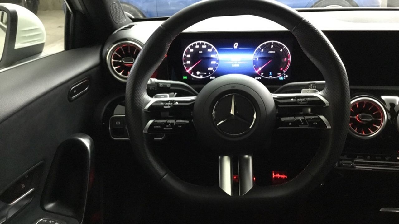 mercedes-clase-a-a-180-d-imagen-8