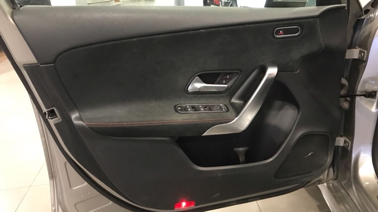 mercedes-clase-a-a-180-d-imagen-18