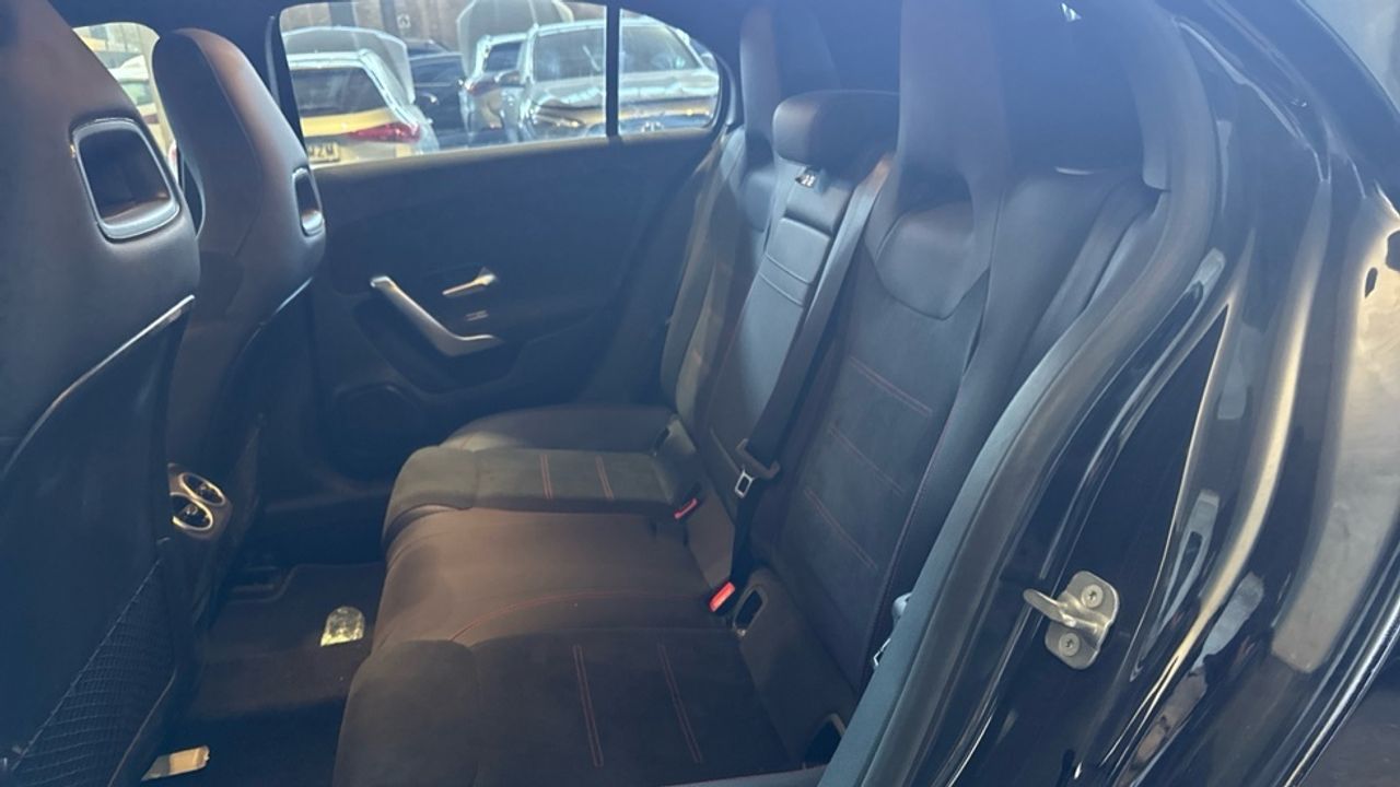 mercedes-clase-a-a-180-d-imagen-10