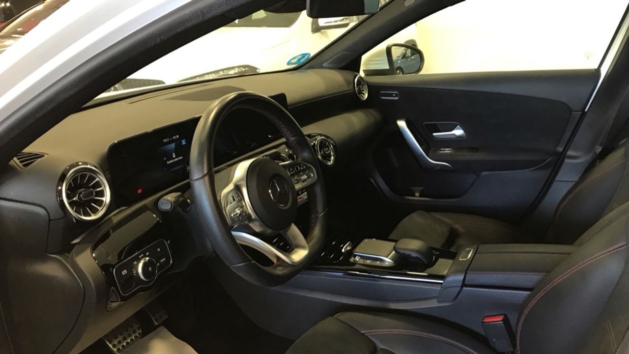 mercedes-clase-a-sedan-a-250-e-imagen-5
