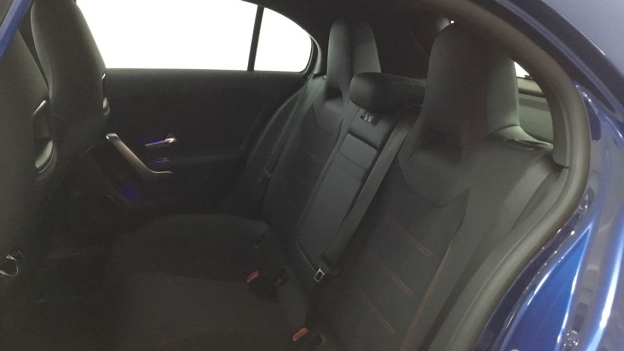 mercedes-clase-a-a-180-d-imagen-10