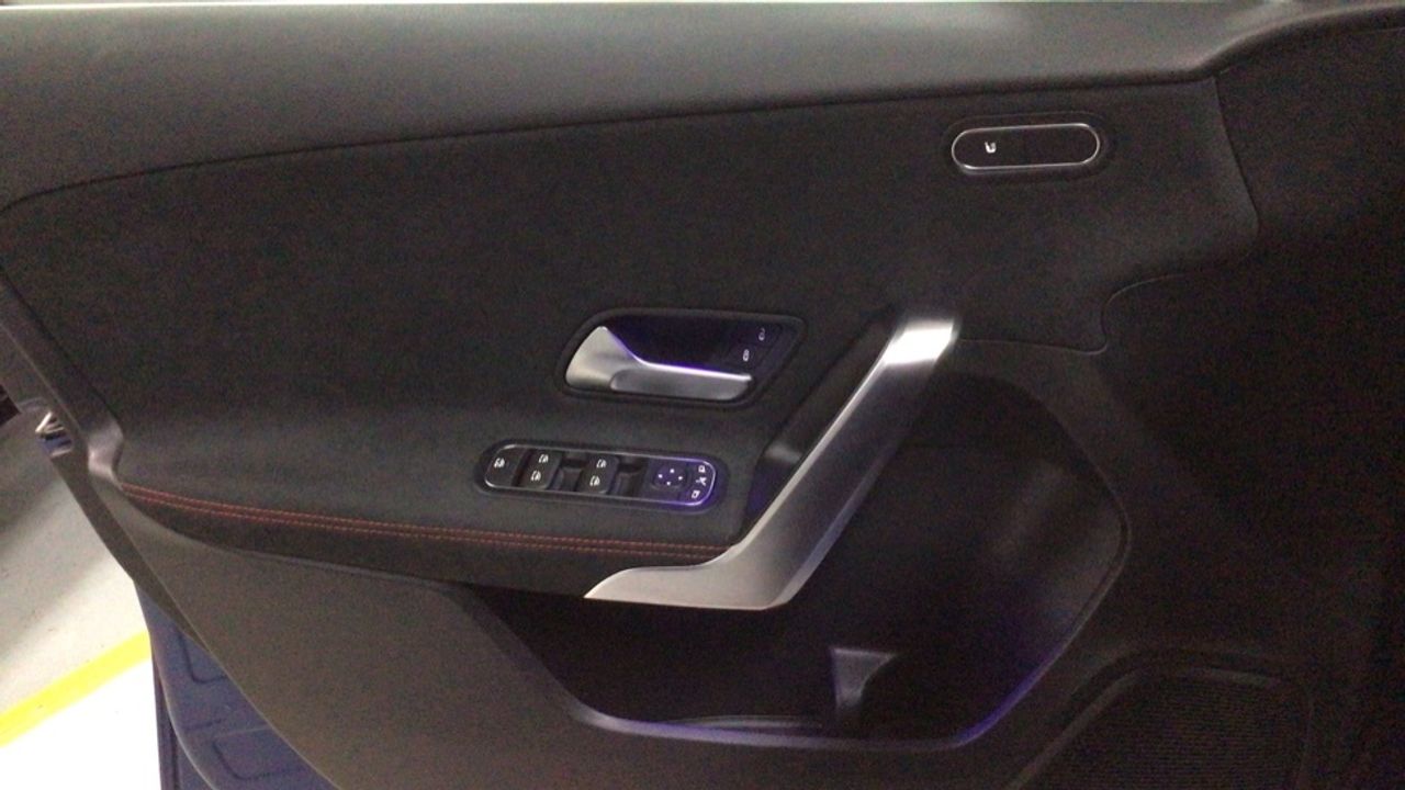 mercedes-clase-a-a-180-d-imagen-21