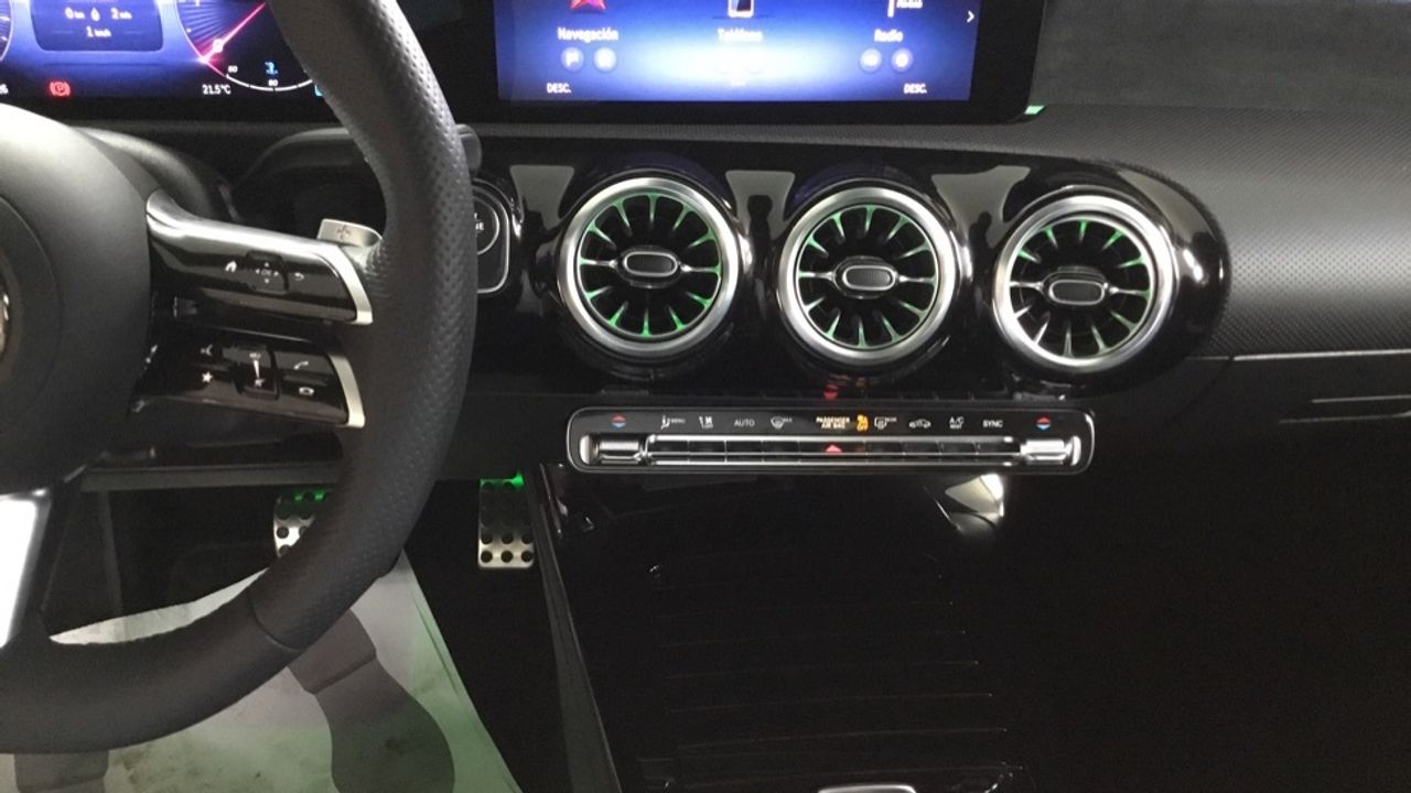 mercedes-clase-a-a-180-d-imagen-21