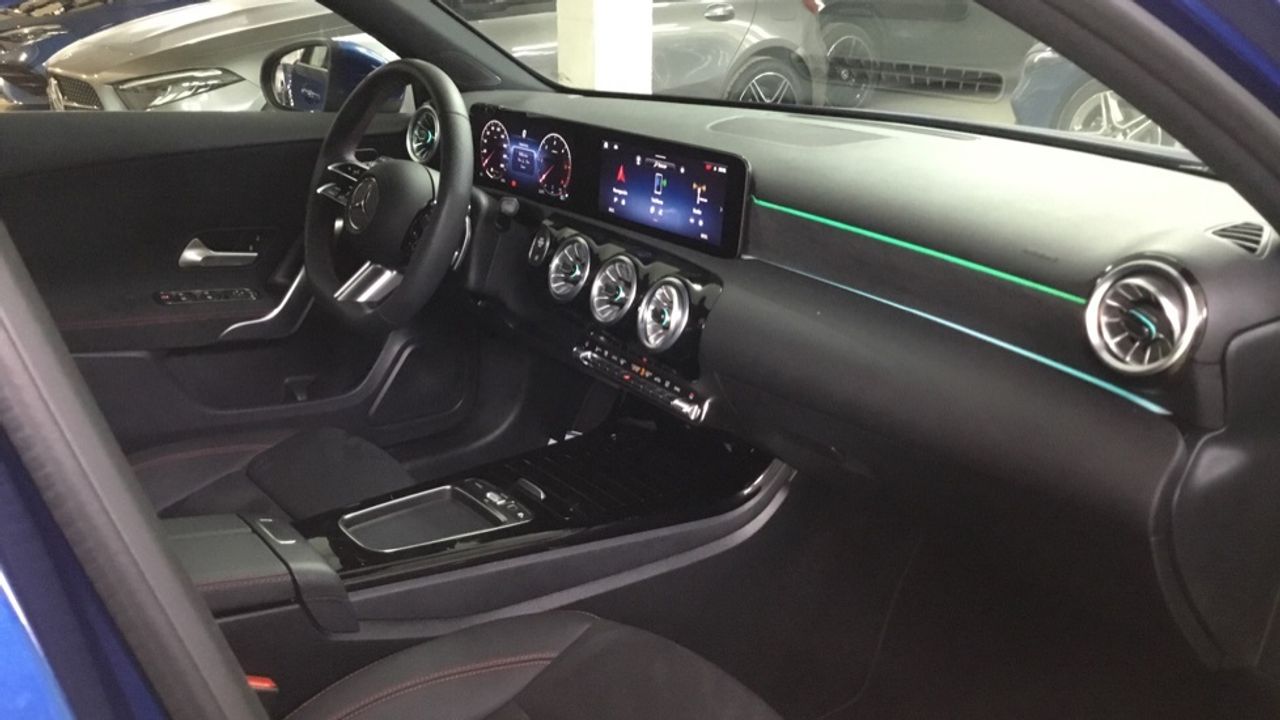 mercedes-clase-a-a-180-d-imagen-9