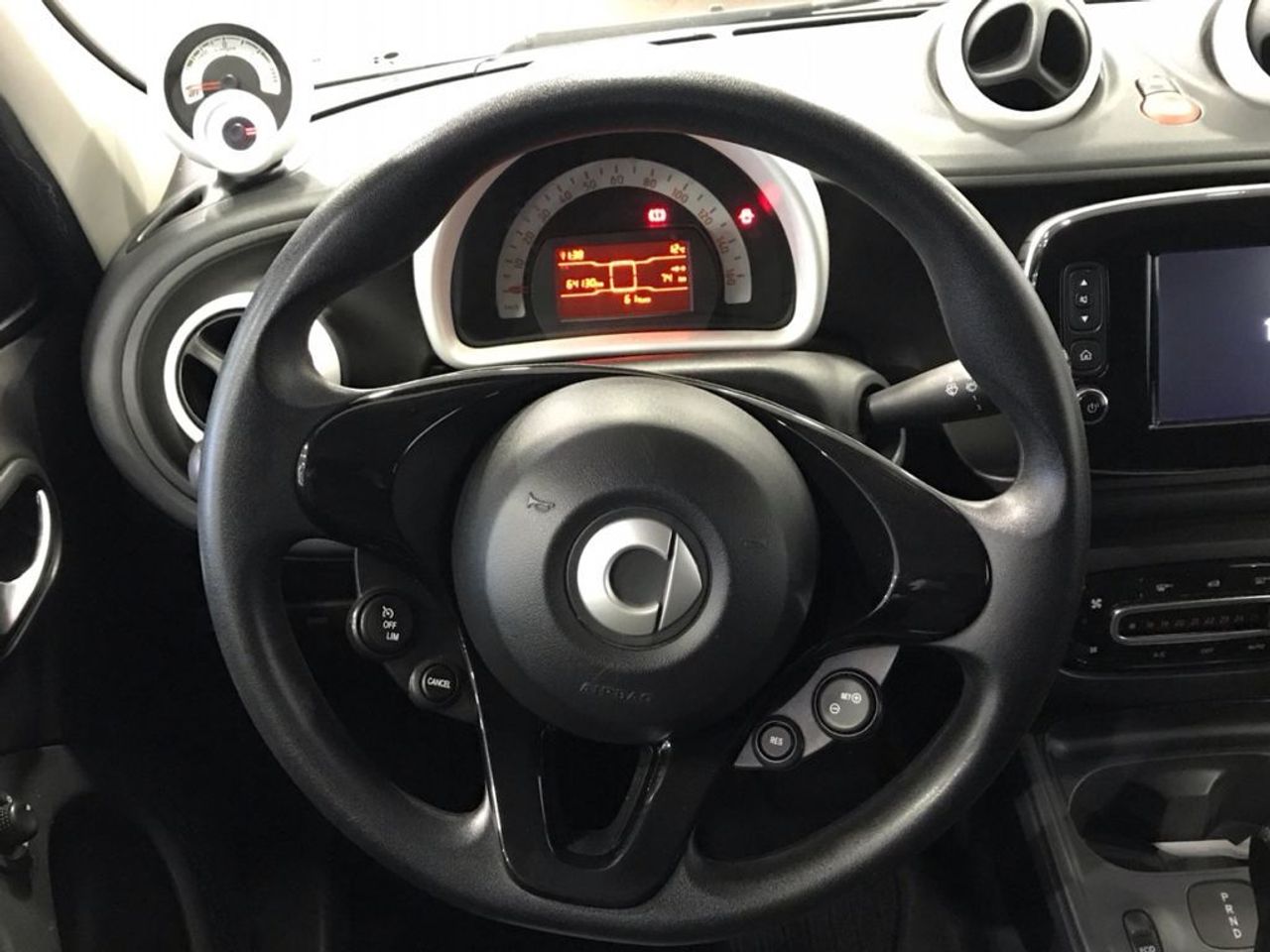 smart-forfour-60kw81cv-eq-imagen-8