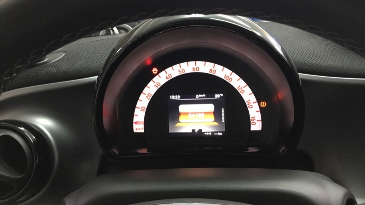 smart-forfour-60kw81cv-eq-imagen-18