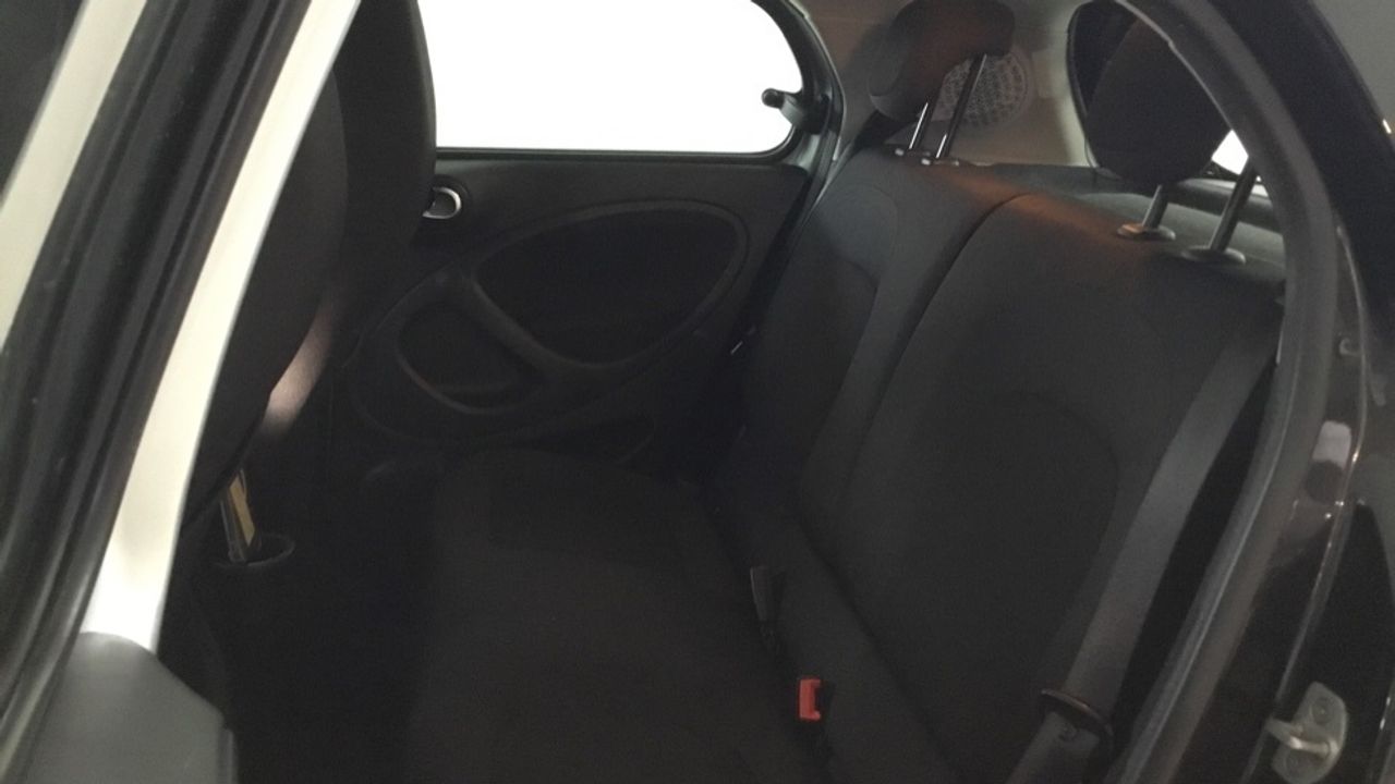 smart-forfour-60kw81cv-eq-imagen-10