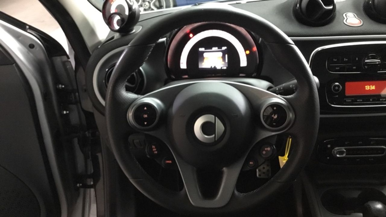 smart-forfour-60kw81cv-eq-imagen-8