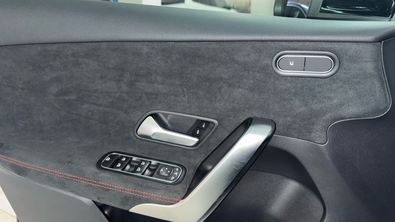 mercedes-clase-a-a-180-d-imagen-23