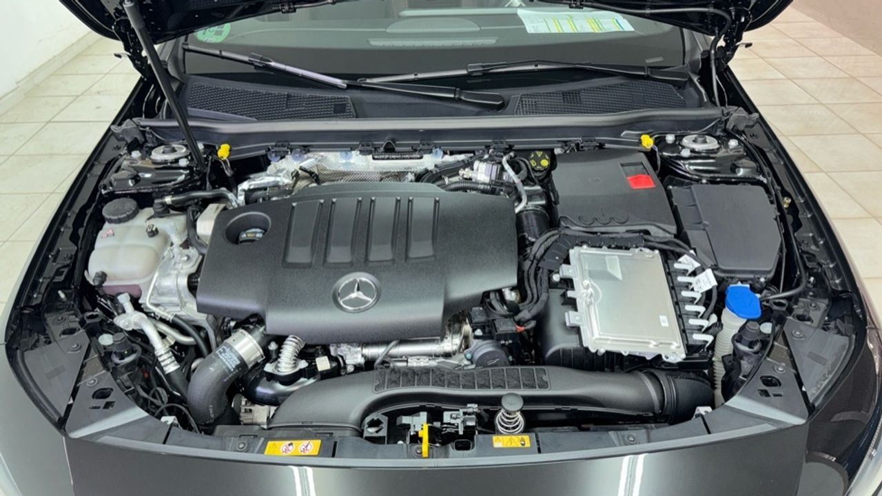 mercedes-clase-a-a-180-d-imagen-16