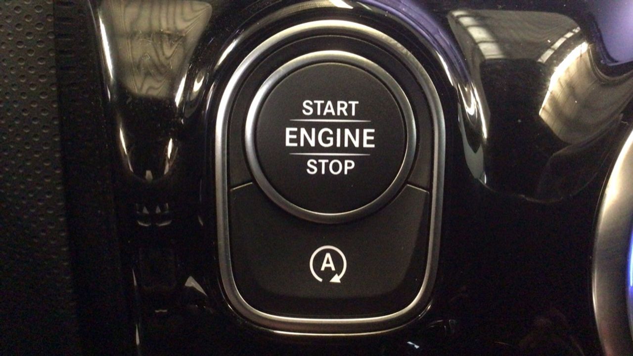 mercedes-clase-a-a-180-d-imagen-20