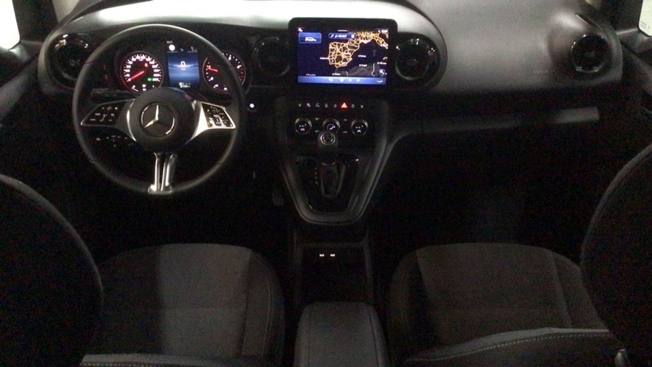 mercedes-clase-t-180-d-standard-imagen-7
