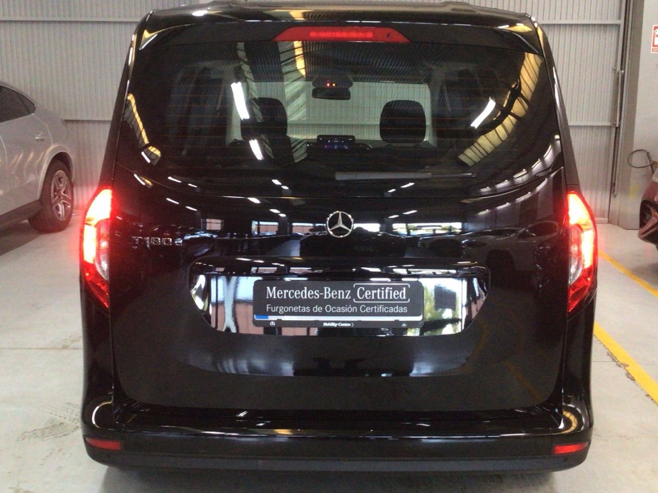 mercedes-clase-t-180-d-standard-imagen-27