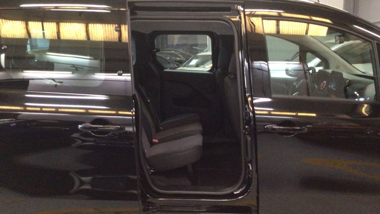 mercedes-clase-t-180-d-standard-imagen-25