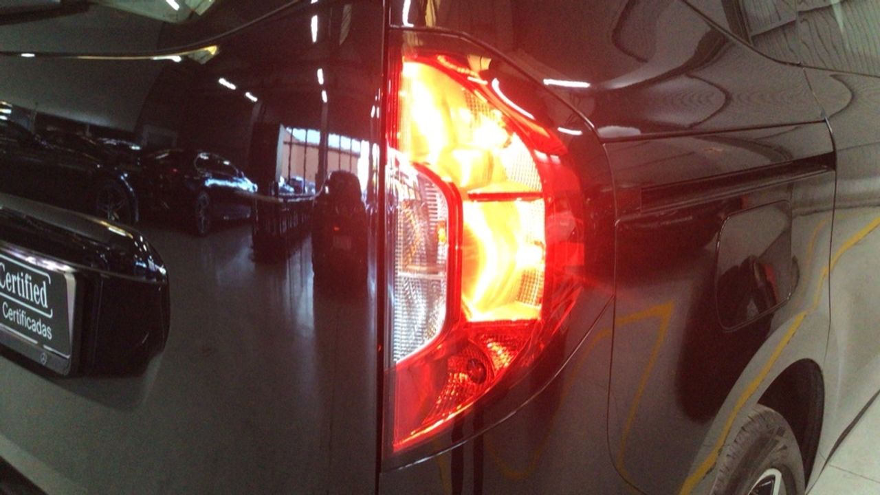 mercedes-clase-t-180-d-standard-imagen-13