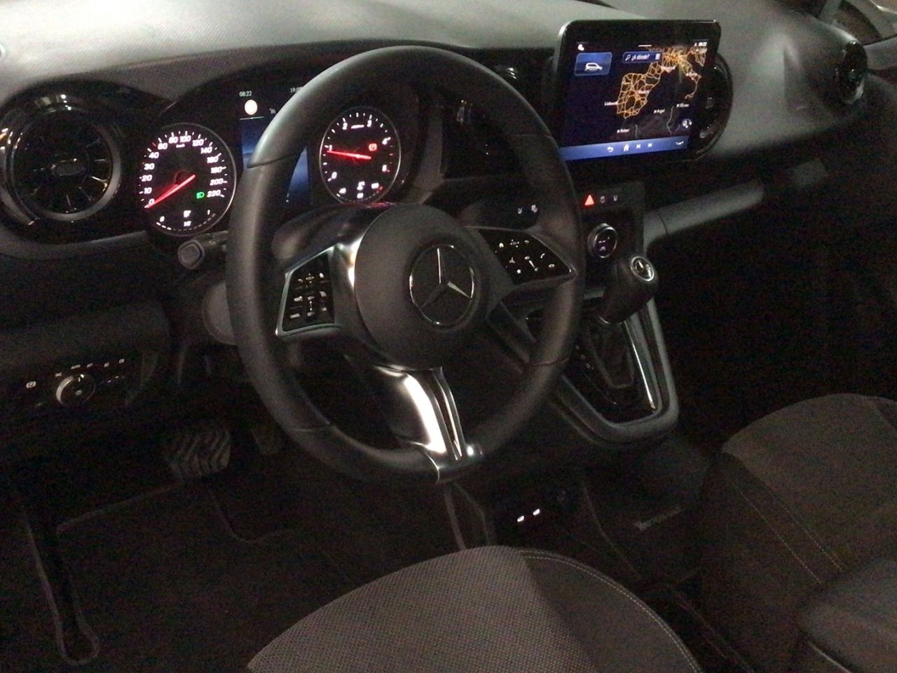 mercedes-clase-t-180-d-standard-imagen-5