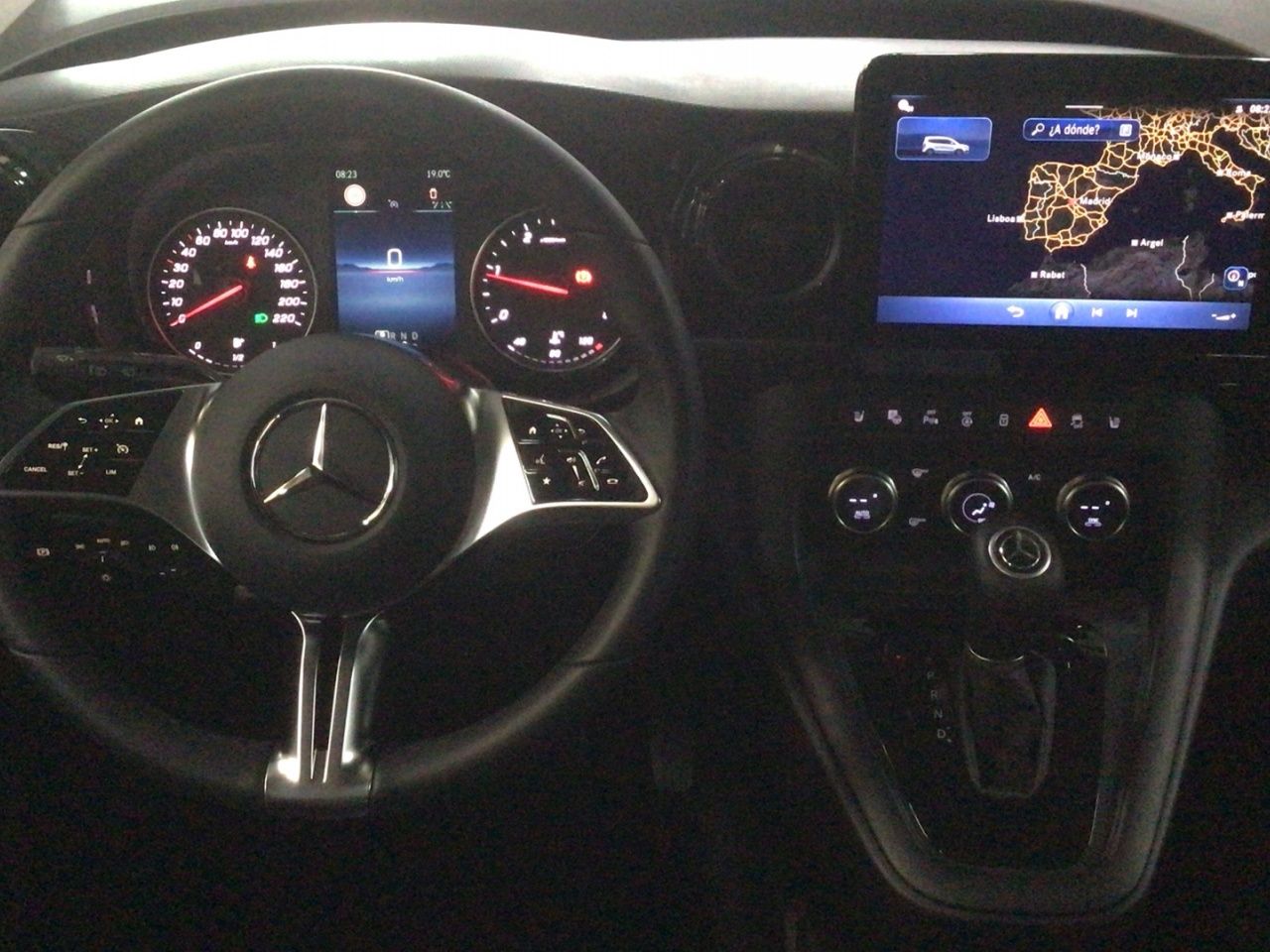 mercedes-clase-t-180-d-standard-imagen-8