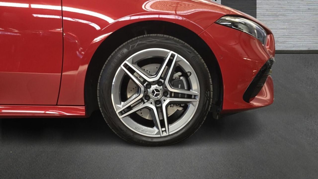 mercedes-benz-clase-a-250-e-compacto-imagen-4