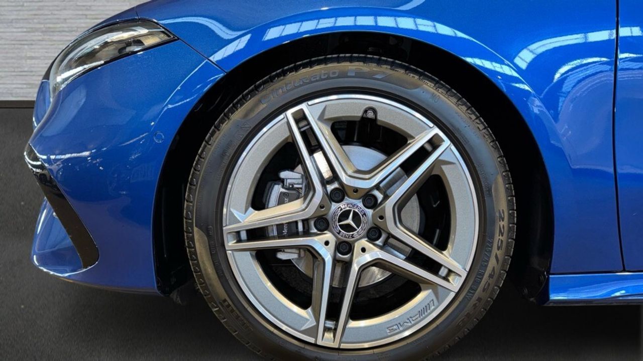 mercedes-clase-a-a-180-d-sedan-imagen-4