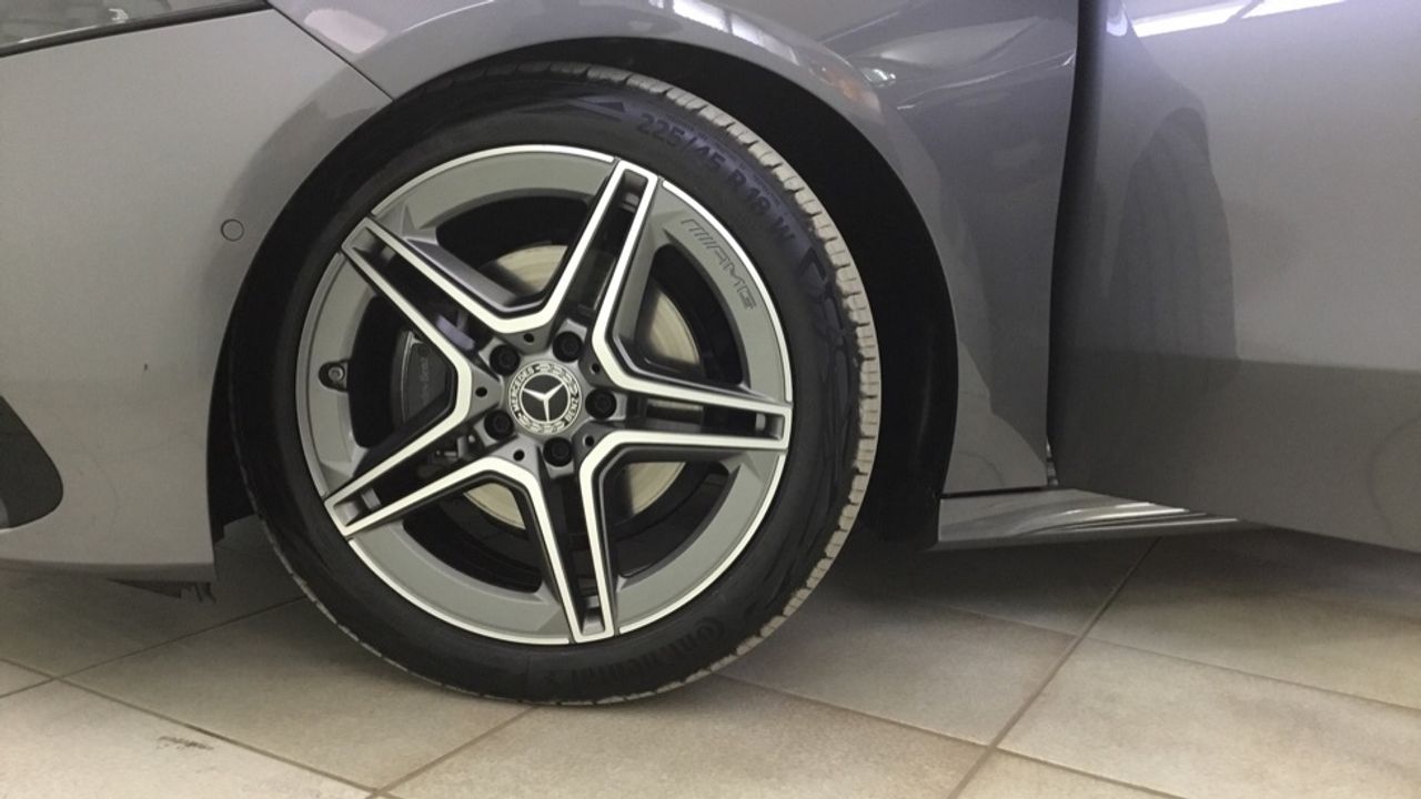 mercedes-clase-a-a-180-d-imagen-12