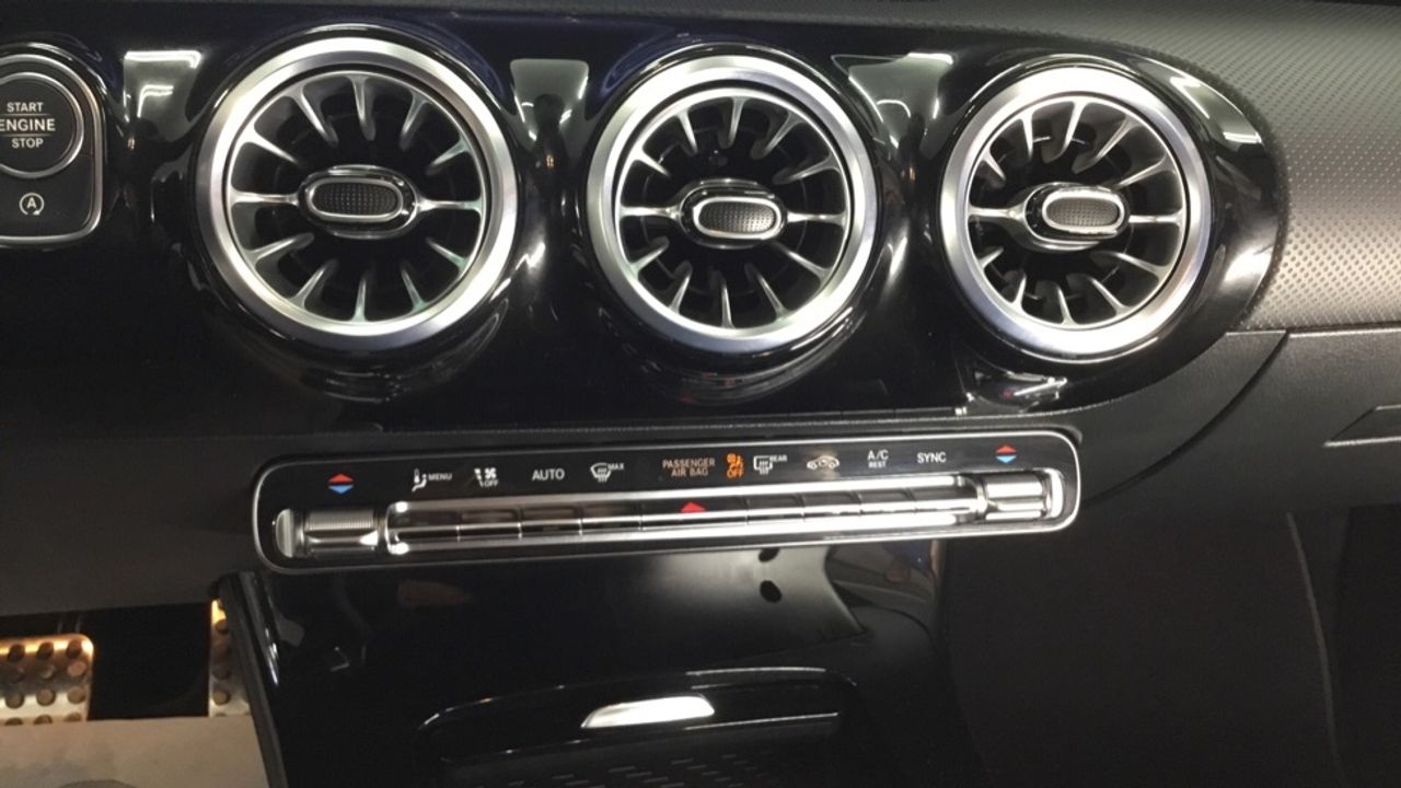 mercedes-clase-a-a-180-d-imagen-20