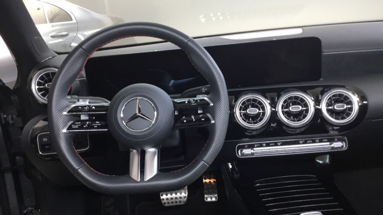 mercedes-clase-a-a-180-d-imagen-7