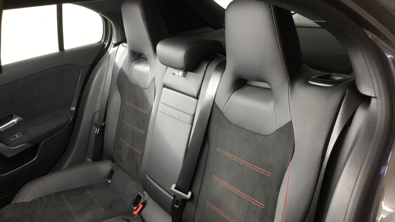 mercedes-clase-a-a-180-d-imagen-10
