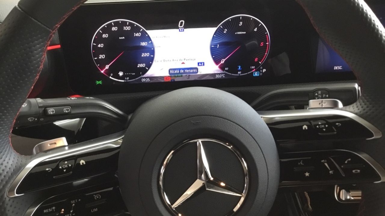 mercedes-clase-a-a-180-d-imagen-17