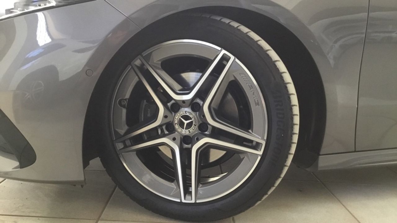 mercedes-clase-a-a-180-d-imagen-12