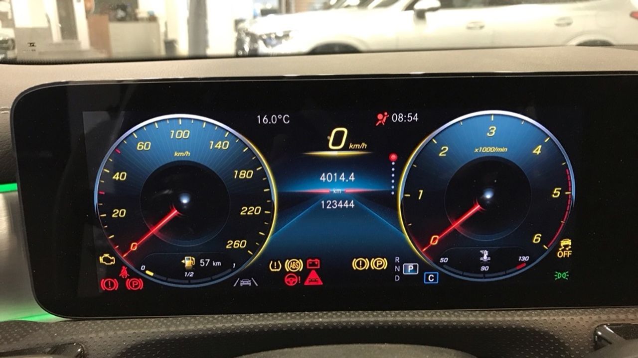 mercedes-clase-a-a-180-d-imagen-16