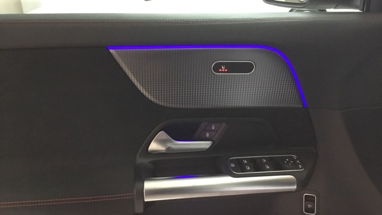 mercedes-eqa-eqa-250+-imagen-18