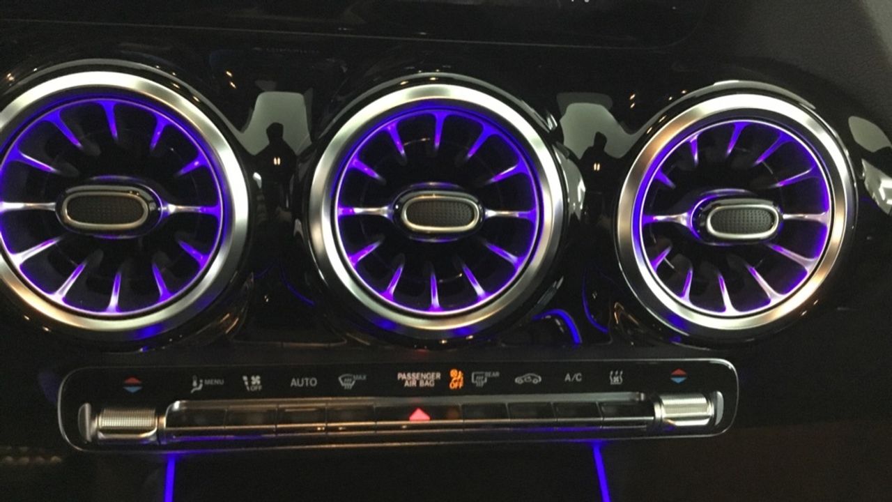 mercedes-eqa-eqa-250+-imagen-17