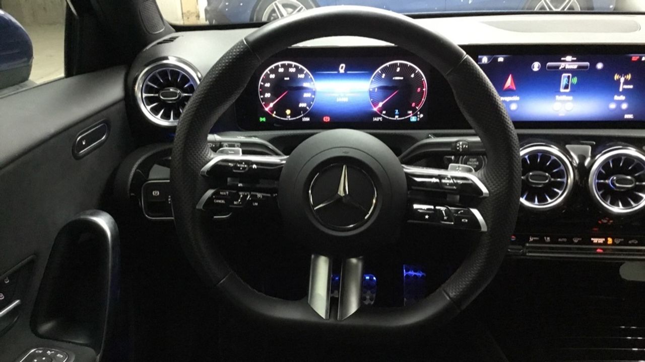 mercedes-clase-a-a-180-d-imagen-8