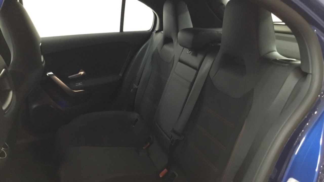 mercedes-clase-a-a-180-d-imagen-10