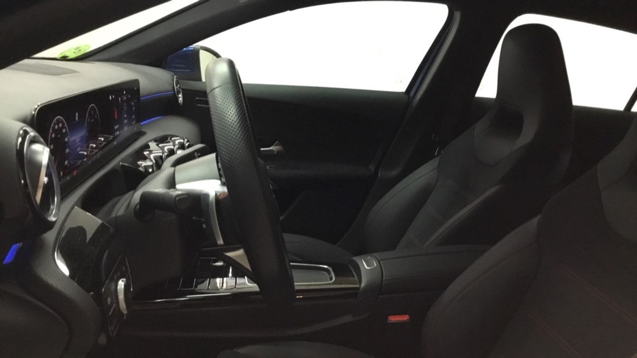 mercedes-clase-a-a-180-d-imagen-6