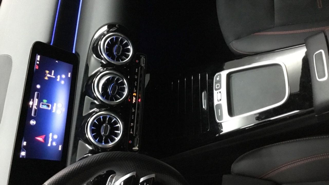 mercedes-clase-a-a-180-d-imagen-22