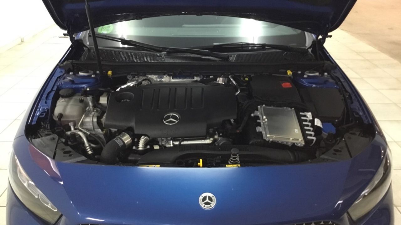 mercedes-clase-a-a-180-d-imagen-16