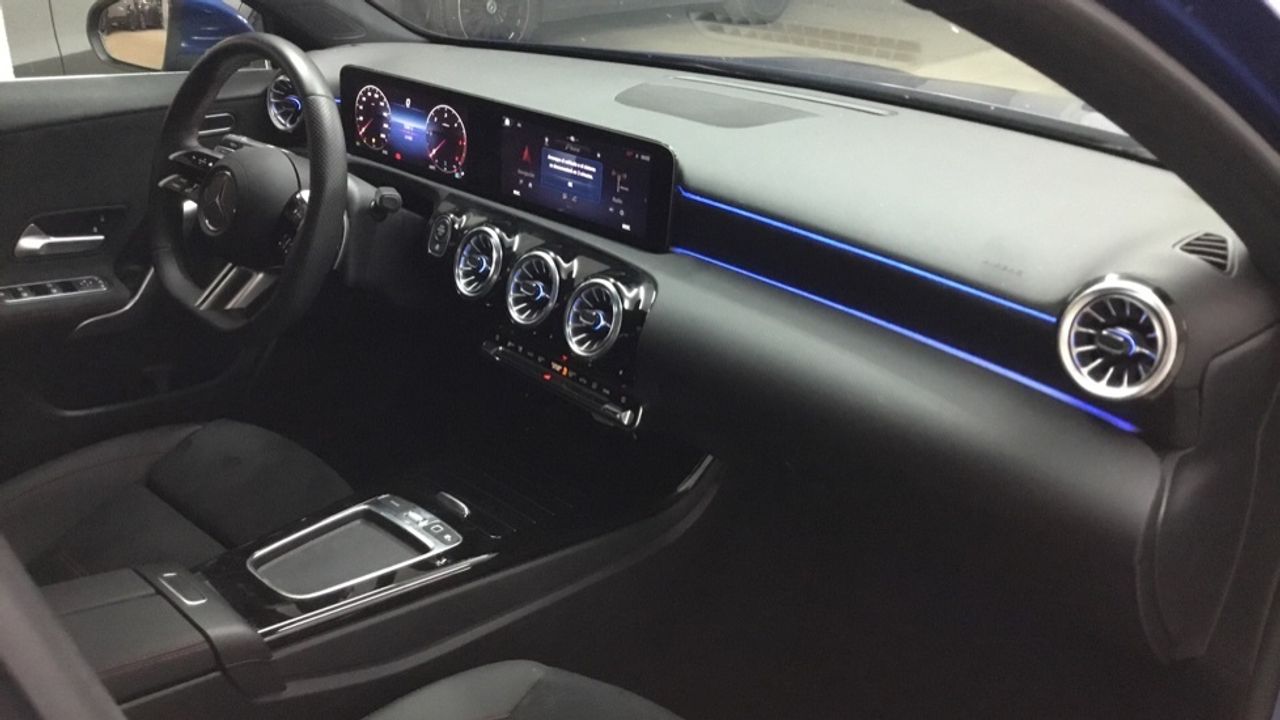 mercedes-clase-a-a-180-d-imagen-9