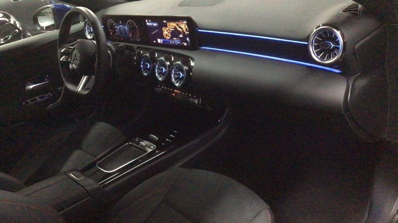 mercedes-clase-a-a-180-d-imagen-9
