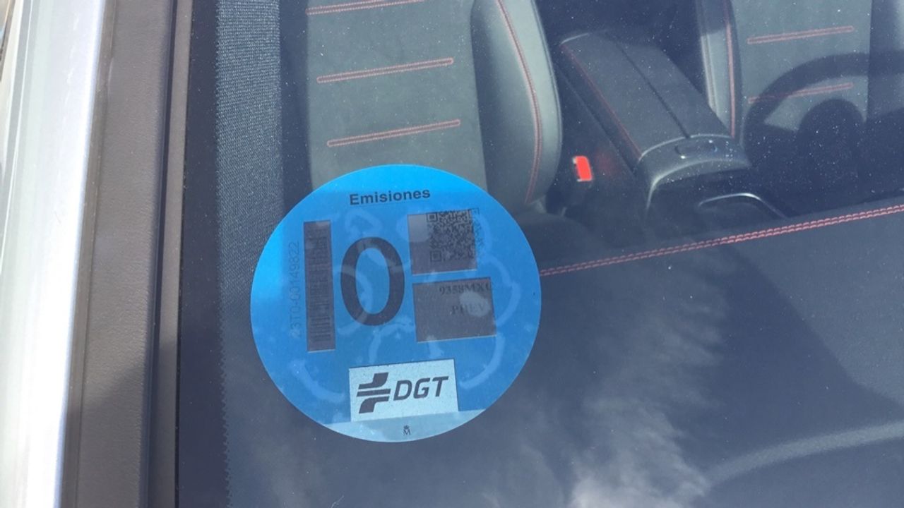 mercedes-cla-cla-250-e-imagen-18