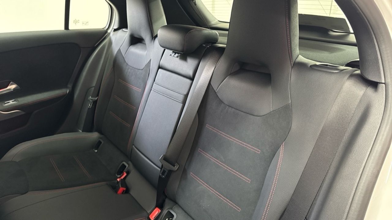 mercedes-clase-a-a-180-d-imagen-10