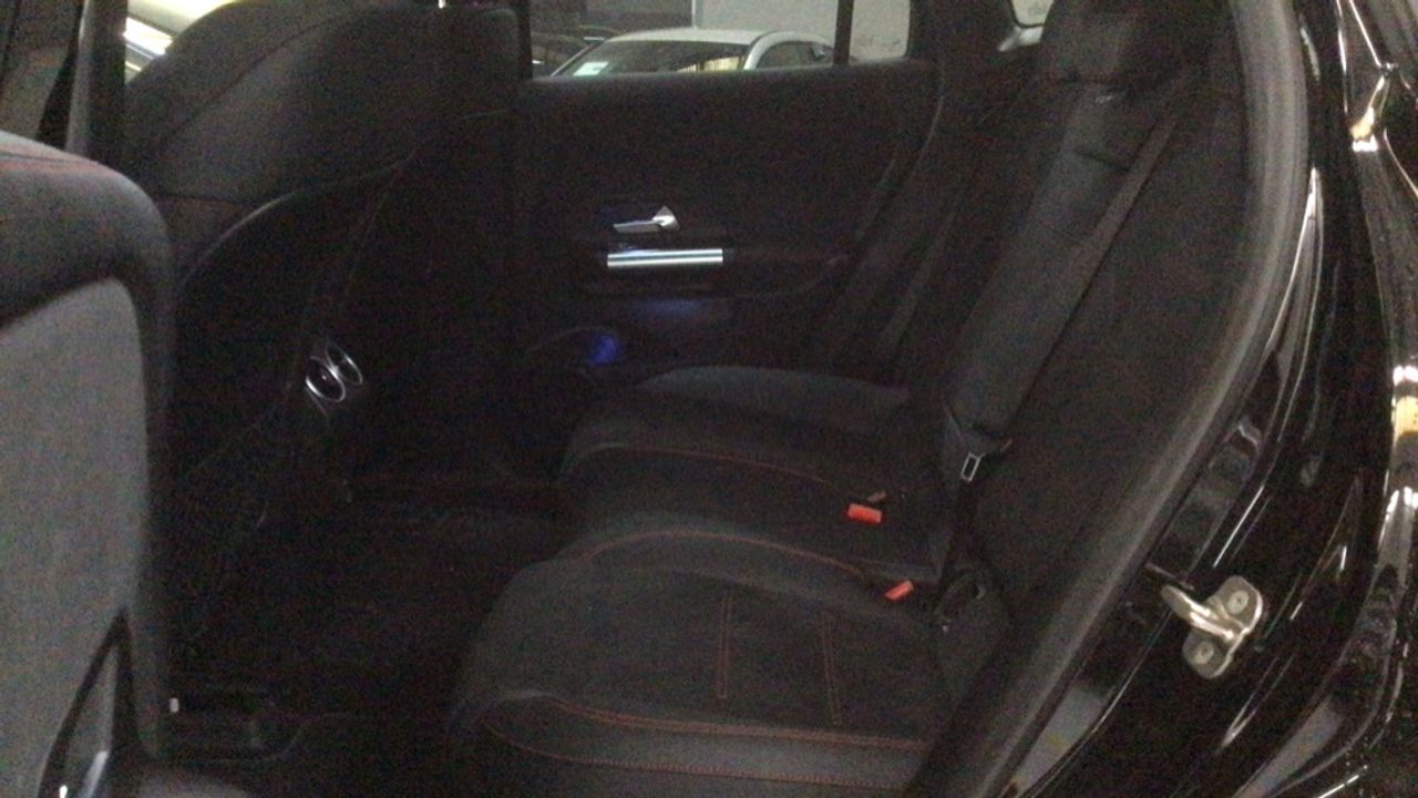 mercedes-eqa-eqa-250+-imagen-10